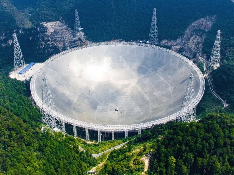 Perché più grandi sono i telescopi astronomici, meglio è